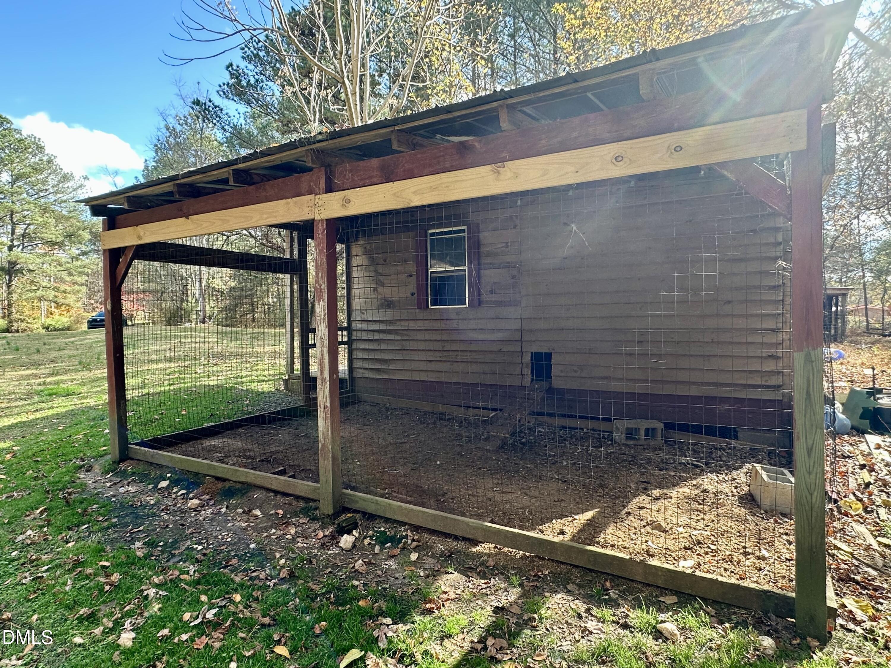 8205 Old Switchboard Road Snow Camp, NC 27349 - Photo 24 of 25 a backyard of a house