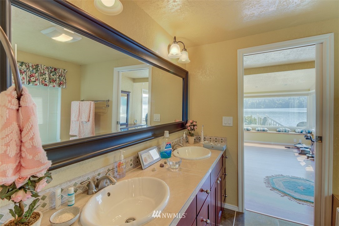 1351 Linger Longer Road Quilcene, WA 98376 - Photo 12 of 24 Gallery Image 12