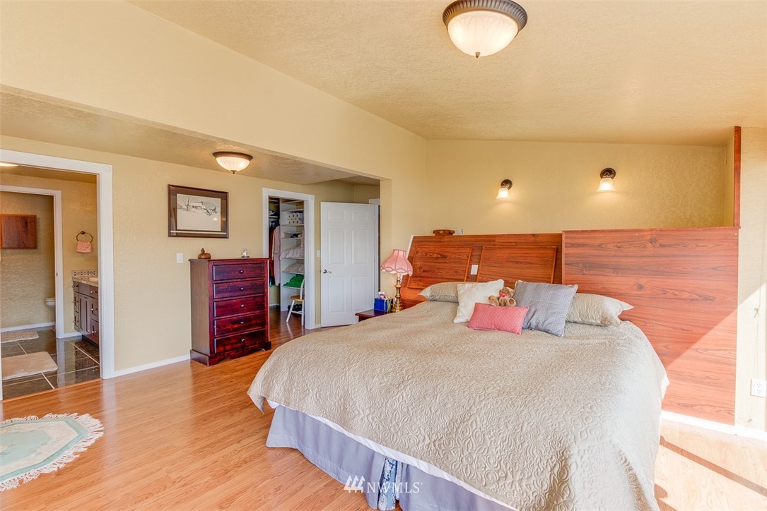 1351 Linger Longer Road Quilcene, WA 98376 - Photo 13 of 24 Gallery Image 13