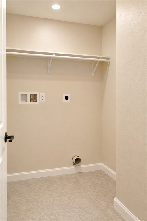 329 Mason Rd Extension Dudley, MA 01571 - Photo 5 of 25