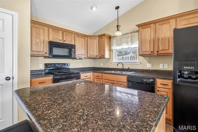 $275,000 | 17 Ash Court, Festus, MO 63028