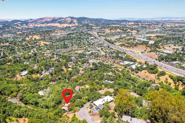 $1,550,000 | 21 Red Rock Way, San Rafael, CA 94903
