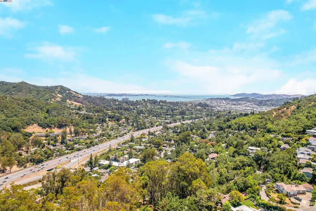 $1,550,000 | 21 Red Rock Way, San Rafael, CA 94903