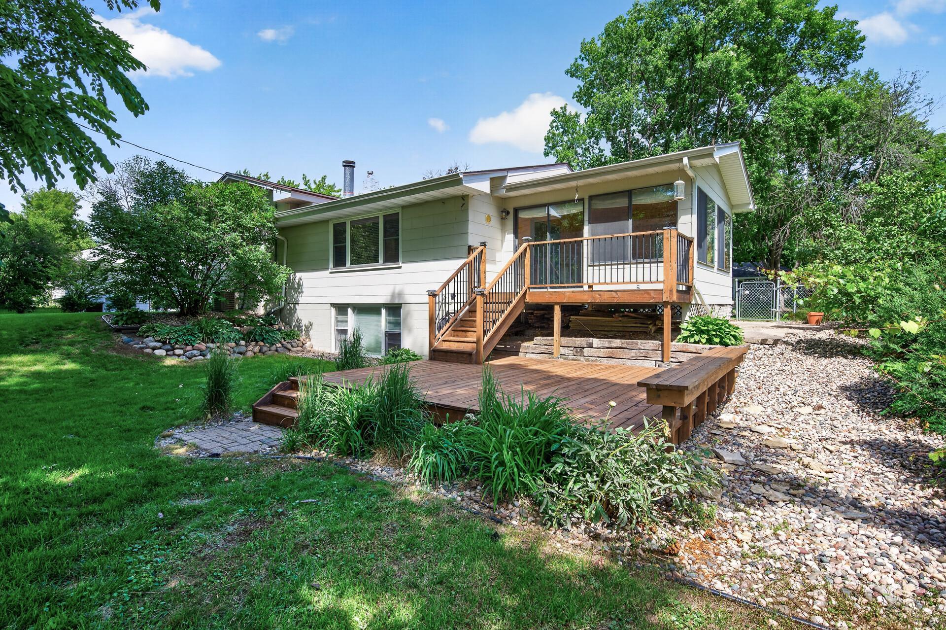 5302 Holiday Road Minnetonka, MN 55345 - Photo 27 of 30