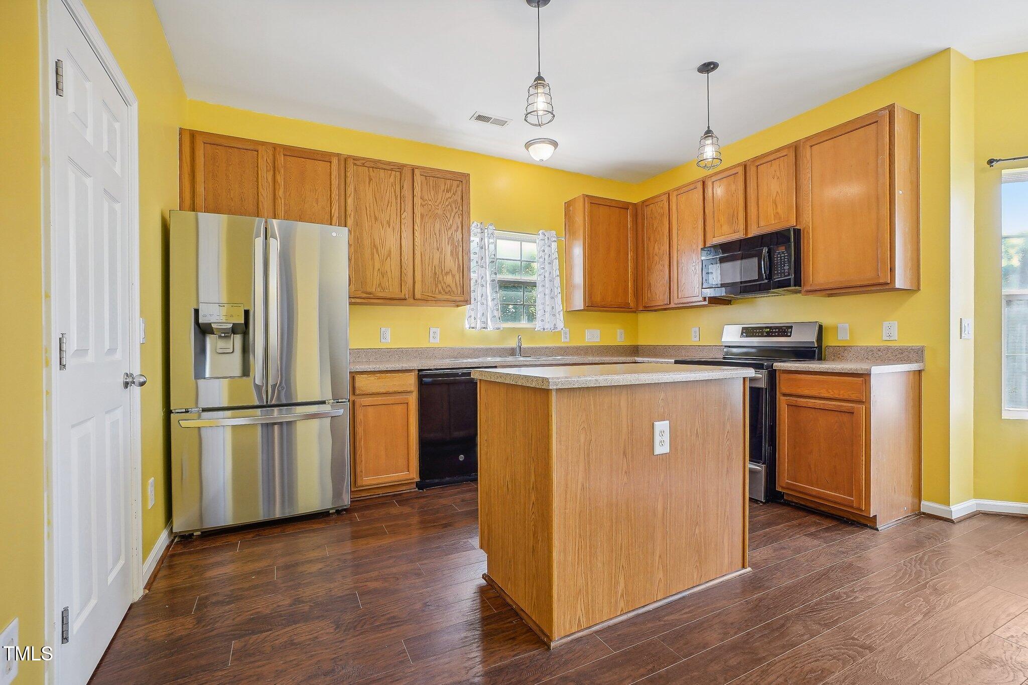 1104 Lombar Street Raleigh, NC 27610 - Photo 14 of 37 17-web-or-mls-Lombar St-013