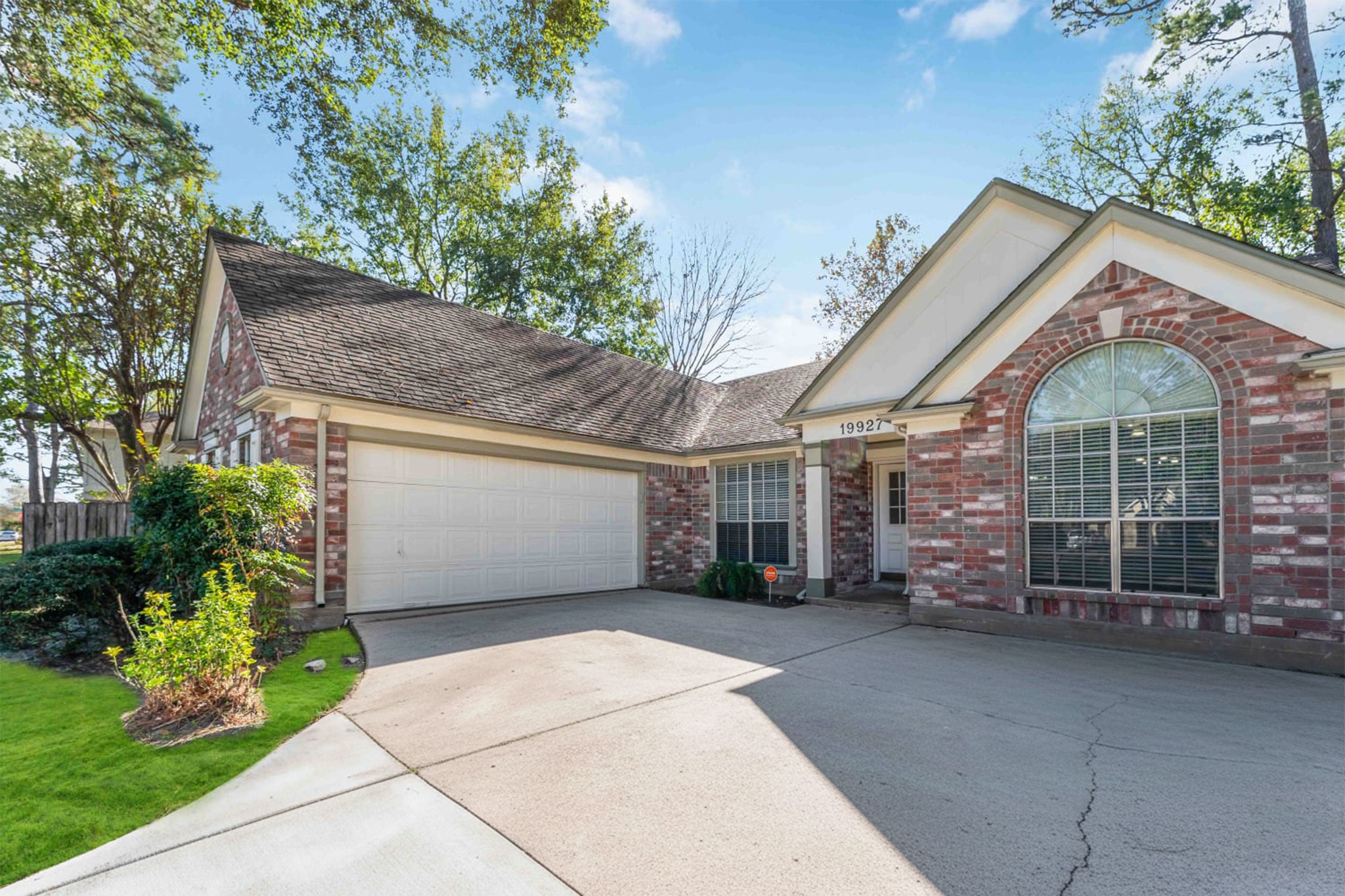 19927 Teller Boulevard Spring, TX 77388 - Photo 4 of 42 a view of a house with a garden