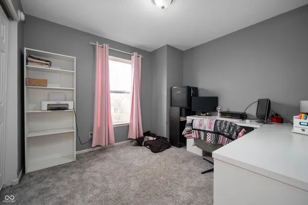 $264,900 | 8395 South Firefly Drive, Pendleton, IN 46064