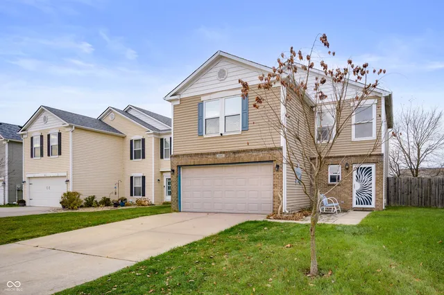 $275,000 | 8395 South Firefly Drive, Pendleton, IN 46064