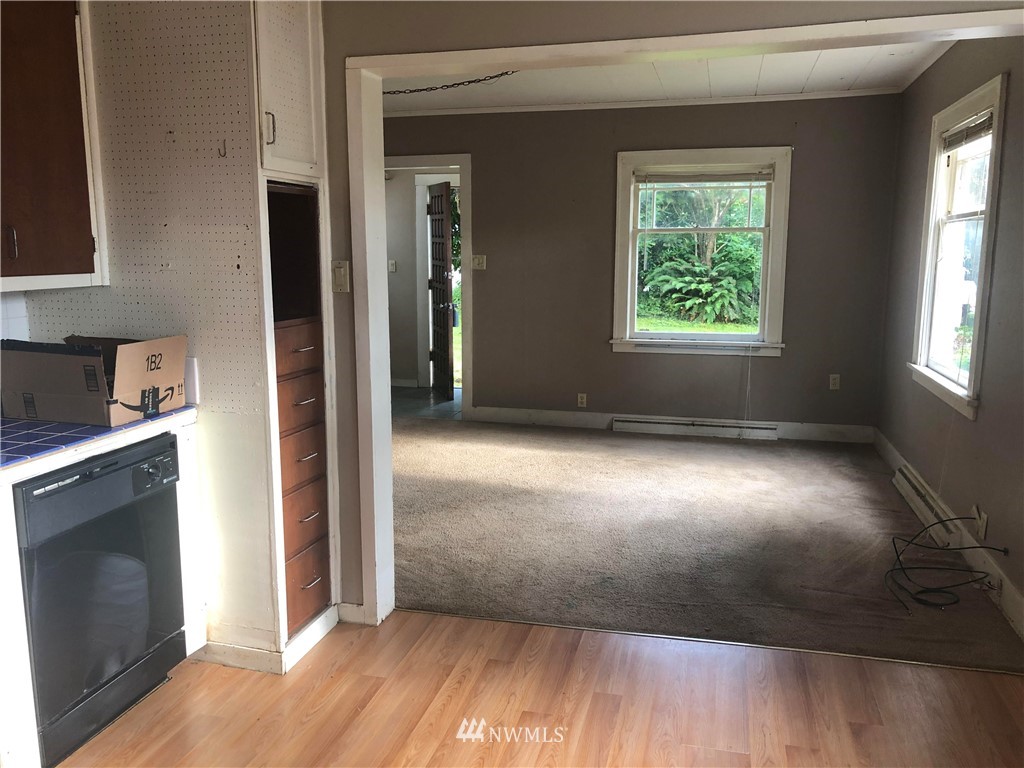 1208 Butler Street Aberdeen, WA 98520 - Photo 9 of 18 Gallery Image 9