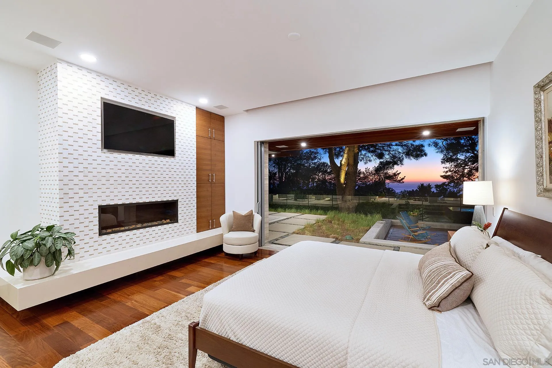 116 Nob Avenue Del Mar, CA 92014 - Photo 37 of 52