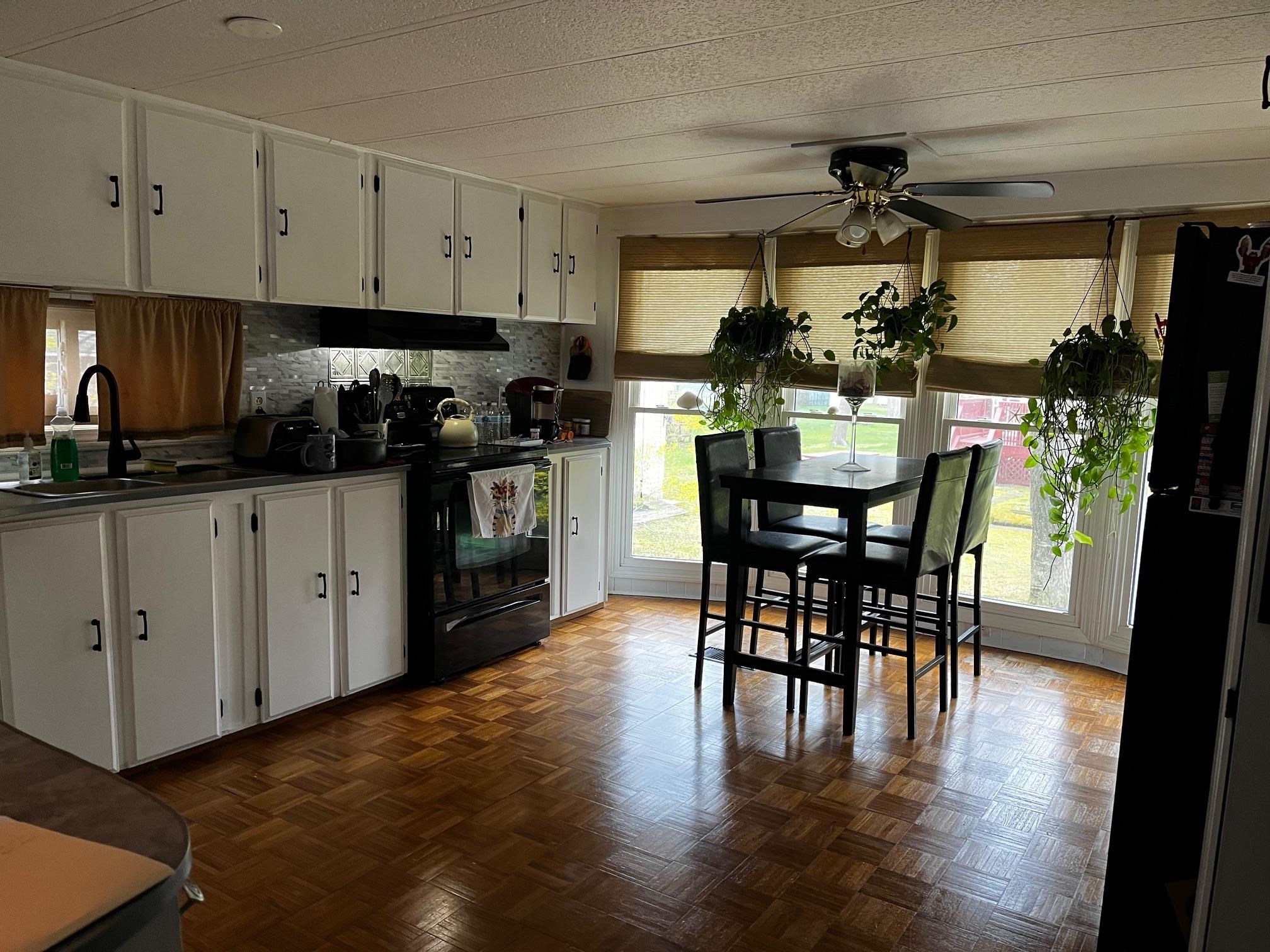 43 Bruce Road Seabrook, NH 03874 - Photo 5 of 9