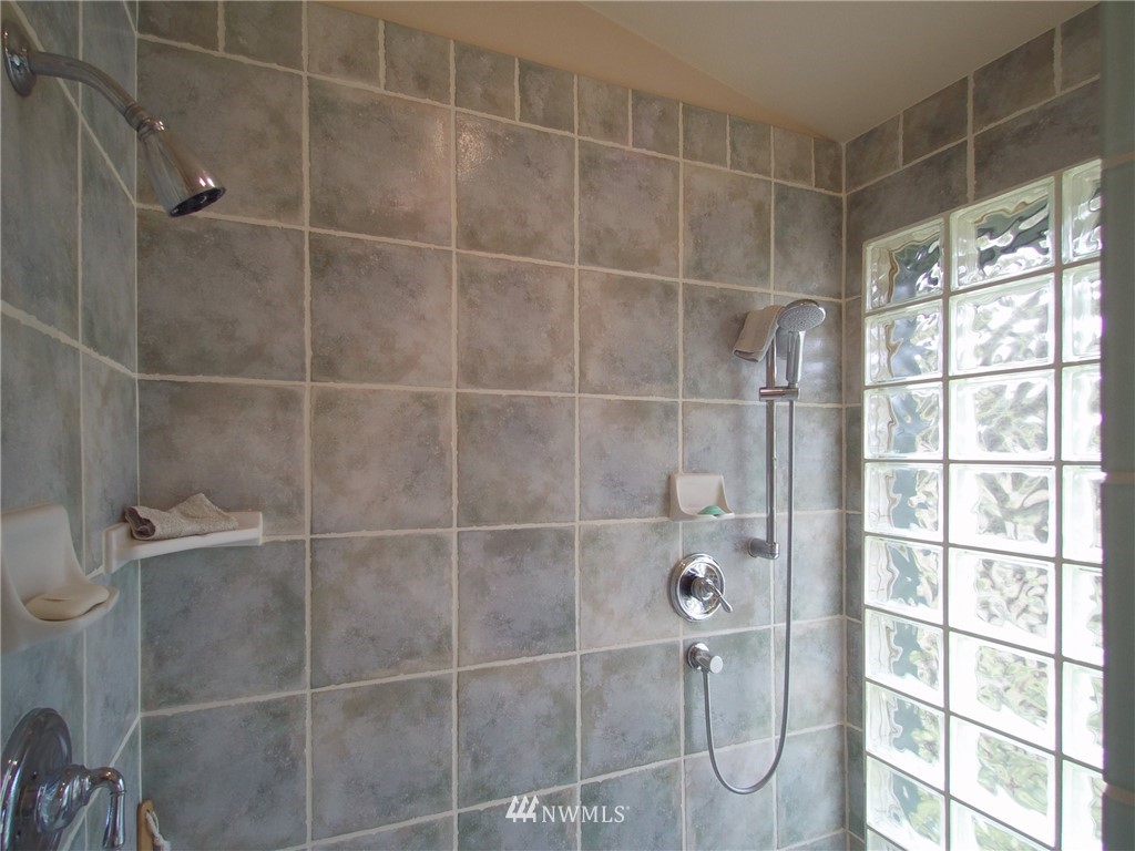 238 Rhapsody Drive Sequim, WA 98382 - Photo 12 of 25 Gallery Image 12