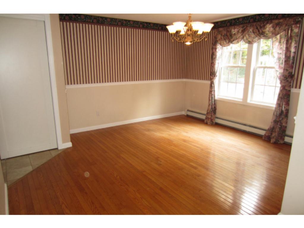 114 Lesnyk Road Goffstown, NH 03045 - Photo 12 of 31 Gallery Image 12