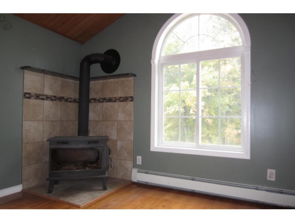 114 Lesnyk Road Goffstown, NH 03045 - Photo 14 of 31 Gallery Image 14