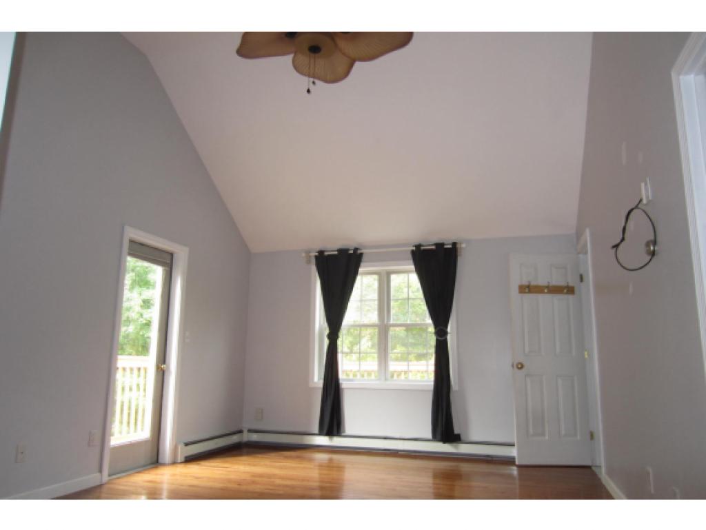 114 Lesnyk Road Goffstown, NH 03045 - Photo 16 of 31 Gallery Image 16