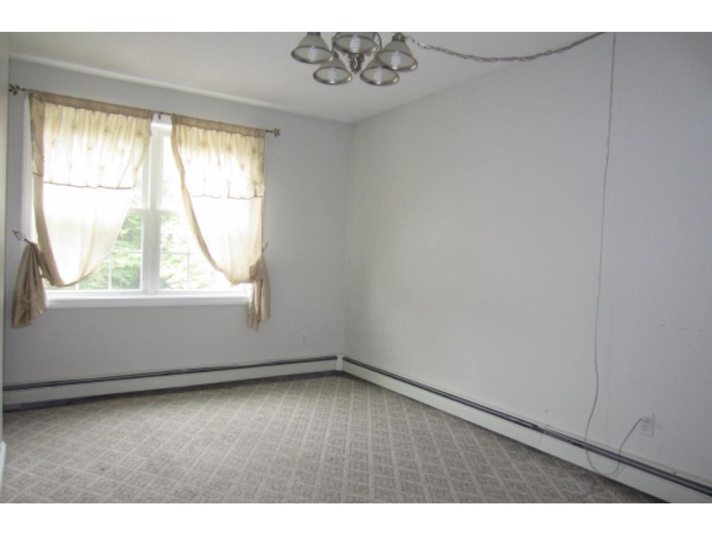 114 Lesnyk Road Goffstown, NH 03045 - Photo 20 of 31 Gallery Image 20