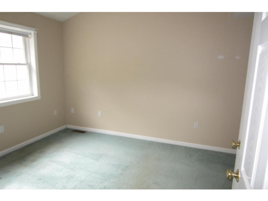 114 Lesnyk Road Goffstown, NH 03045 - Photo 26 of 31 Gallery Image 26