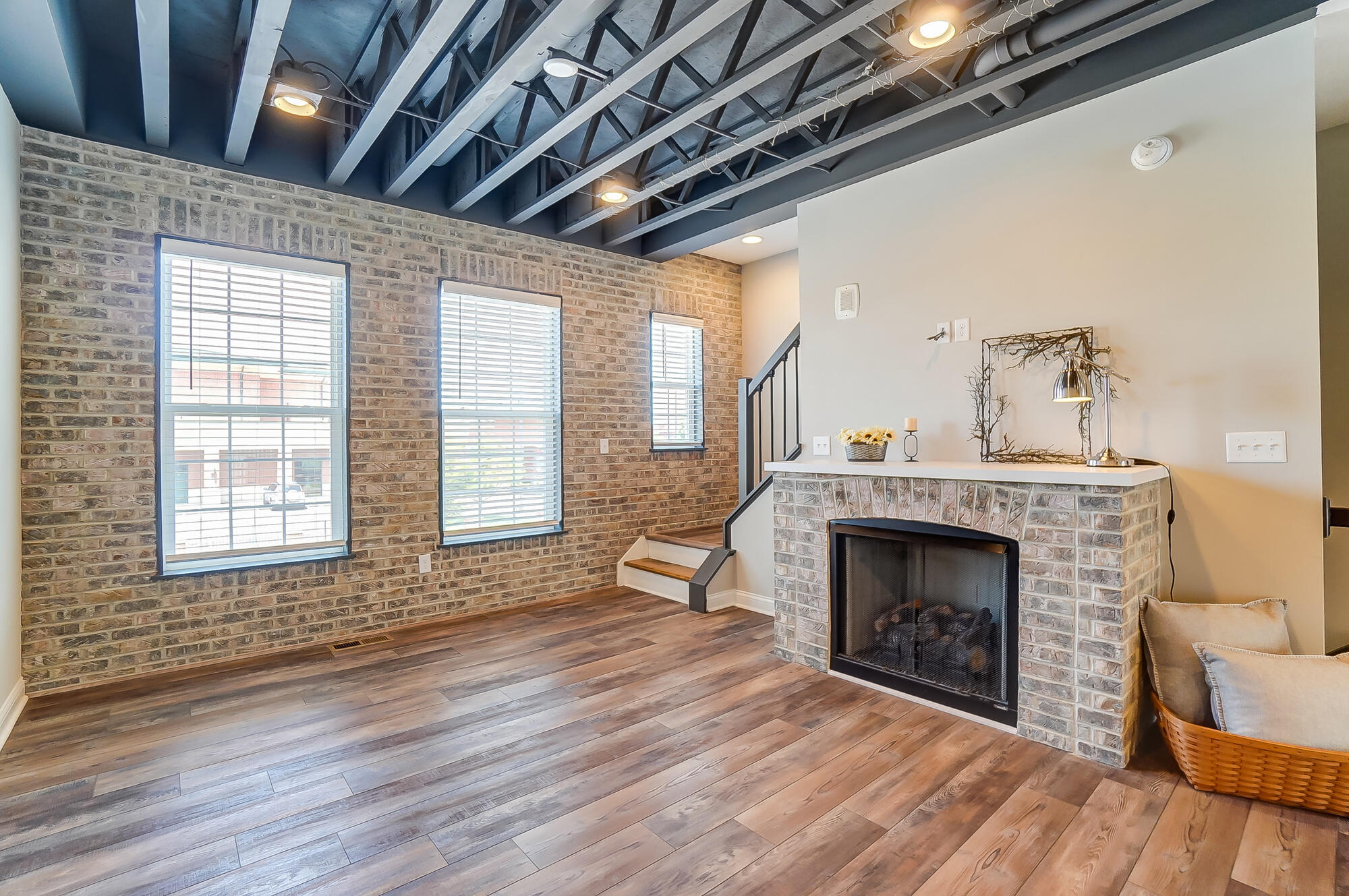 8 North Center Street Springfield, OH 45502 - Photo 11 of 41 Gallery Image 11