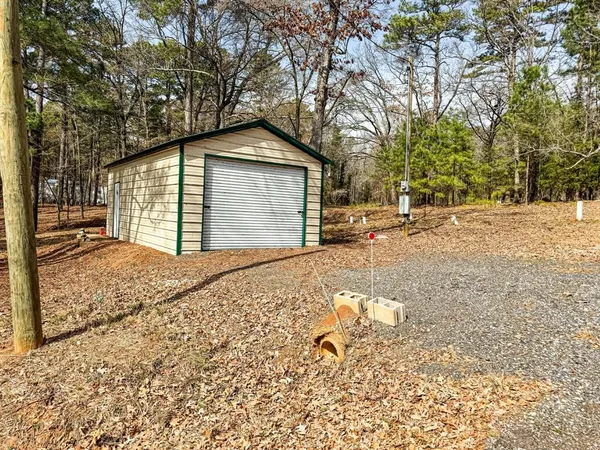 $450,000 | 670 Red Bud Drive, Avinger, TX 75630