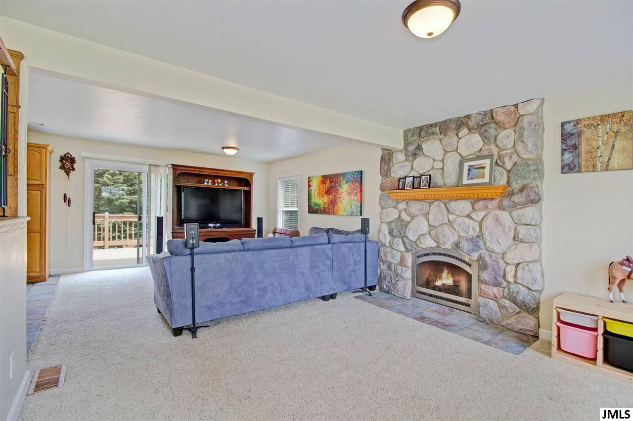6852 Napoleon Road Jackson, MI 49201 - Photo 13 of 36 Photo 13
