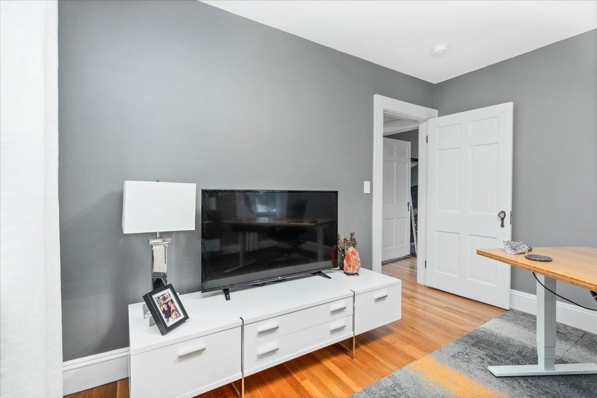 165 Taylor Street Manchester, NH 03103 - Photo 36 of 56