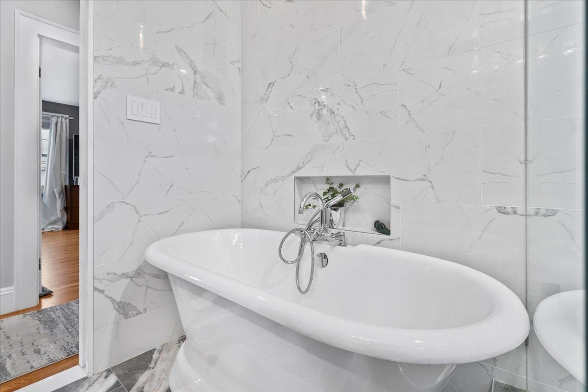 165 Taylor Street Manchester, NH 03103 - Photo 40 of 56