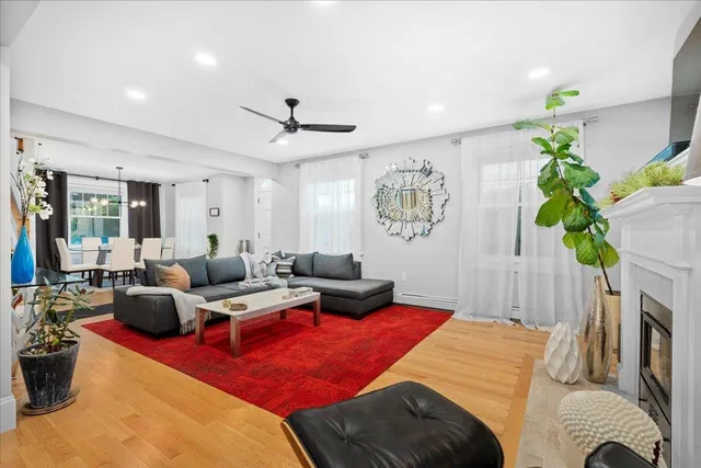 $585,000 | 165 Taylor Street, Manchester, NH 03103