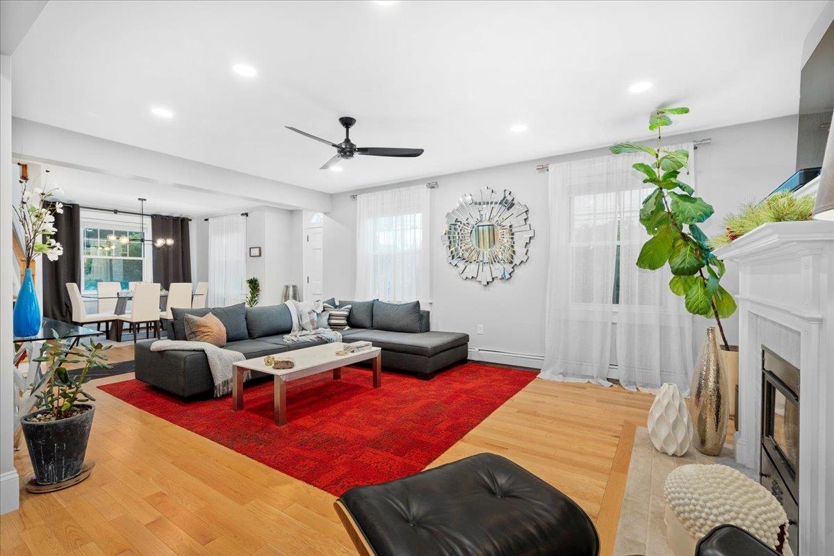 165 Taylor Street Manchester, NH 03103 - Photo 4 of 56