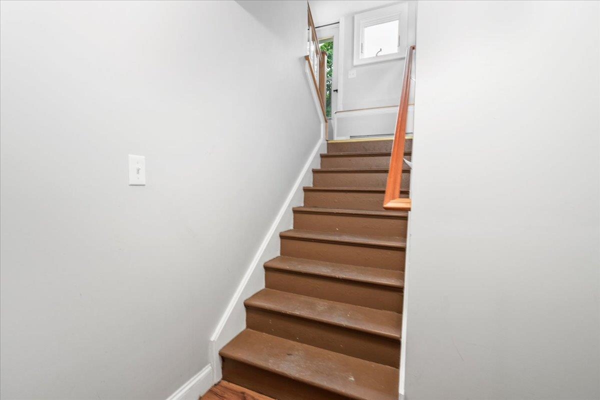 165 Taylor Street Manchester, NH 03103 - Photo 43 of 56