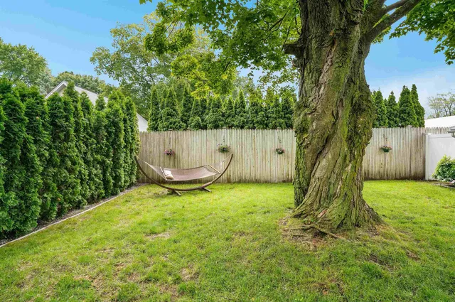 $585,000 | 165 Taylor Street, Manchester, NH 03103