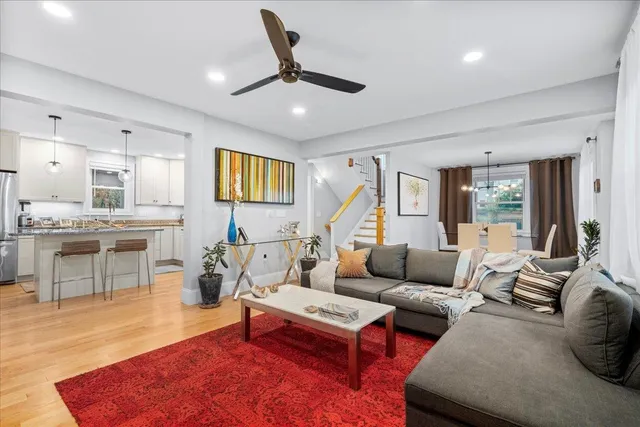 $585,000 | 165 Taylor Street, Manchester, NH 03103