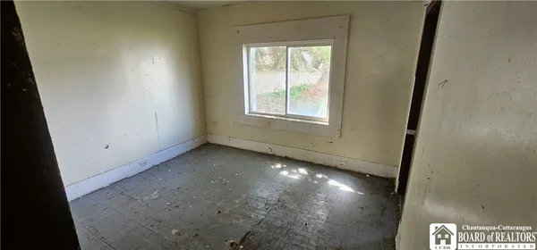 $10,000 | 114 Water Street, Jamestown, NY 14701