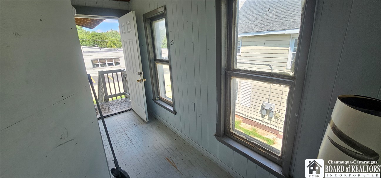 114 Water Street Jamestown, NY 14701 - Photo 15 of 27 Upper entryway