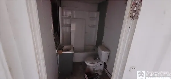 $10,000 | 114 Water Street, Jamestown, NY 14701