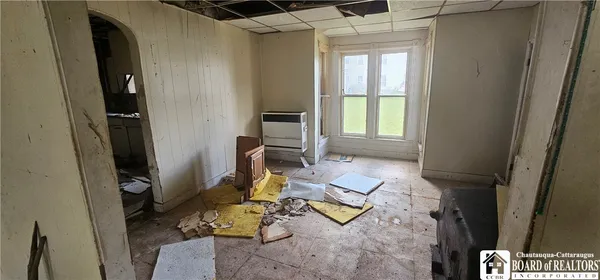 $10,000 | 114 Water Street, Jamestown, NY 14701