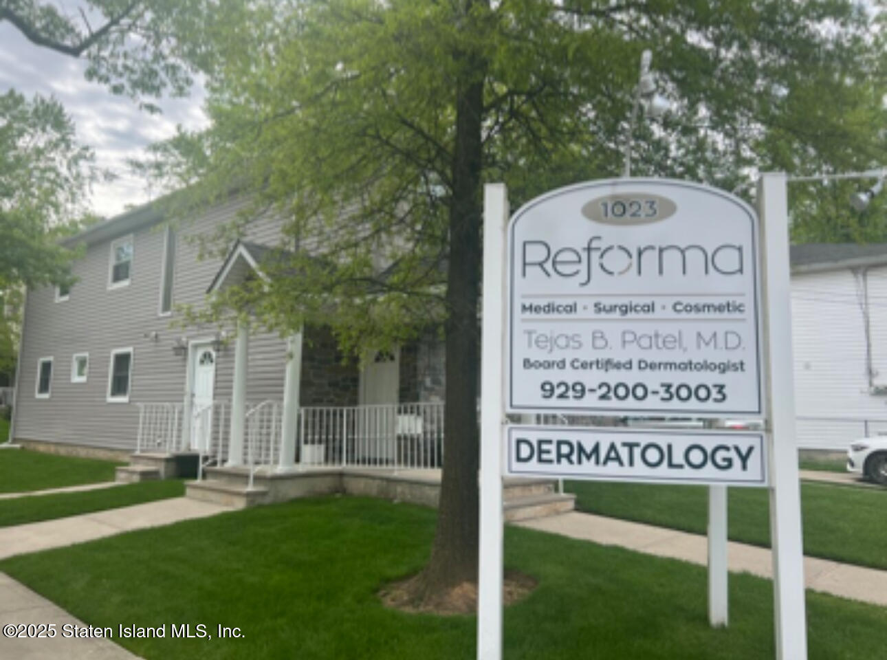 1023 Forest Hill Road Staten Island, NY 10314 - Photo 2 of 8 IMG_7730