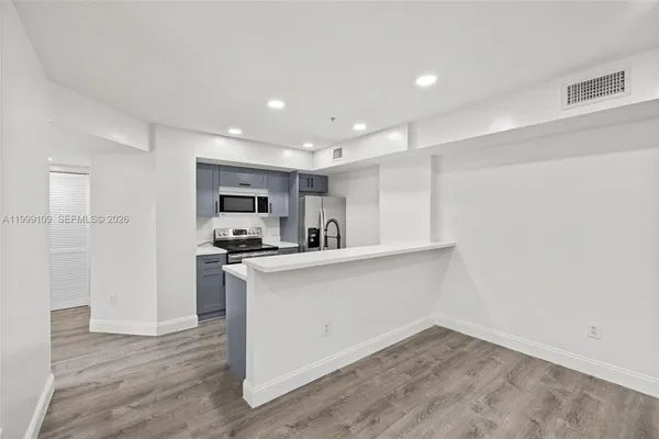 $3,750 | 470 South Park Road, Unit 7307, Hollywood, FL 33021