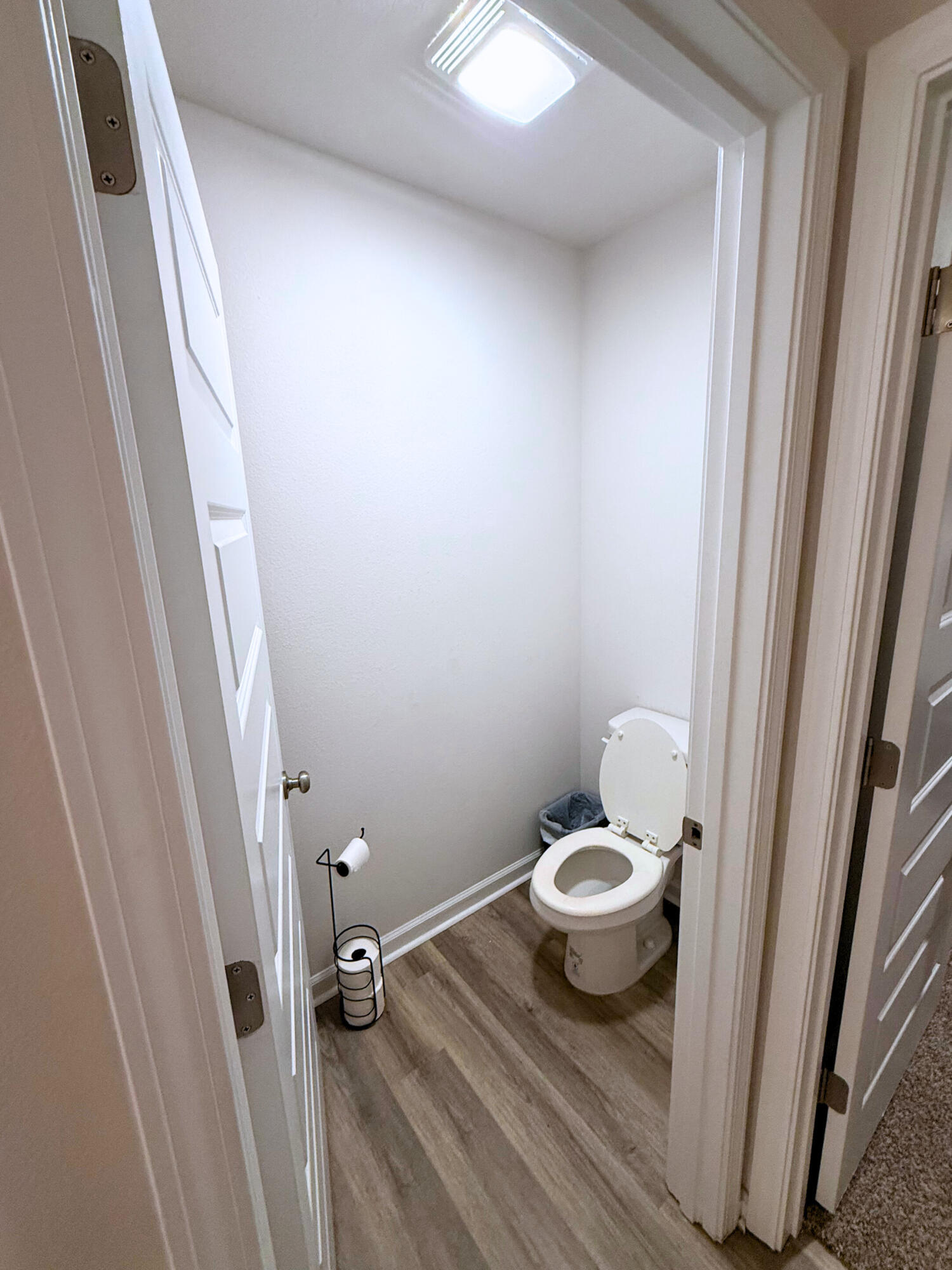 809 Otto Loop Crestview, FL 32539 - Photo 22 of 26 a bathroom with a toilet and a sink