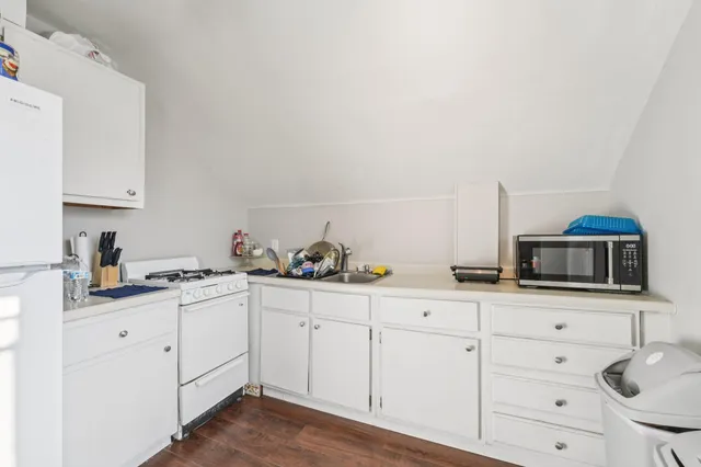 $349,900 | 527 6th Avenue Northwest, Faribault, MN 55021