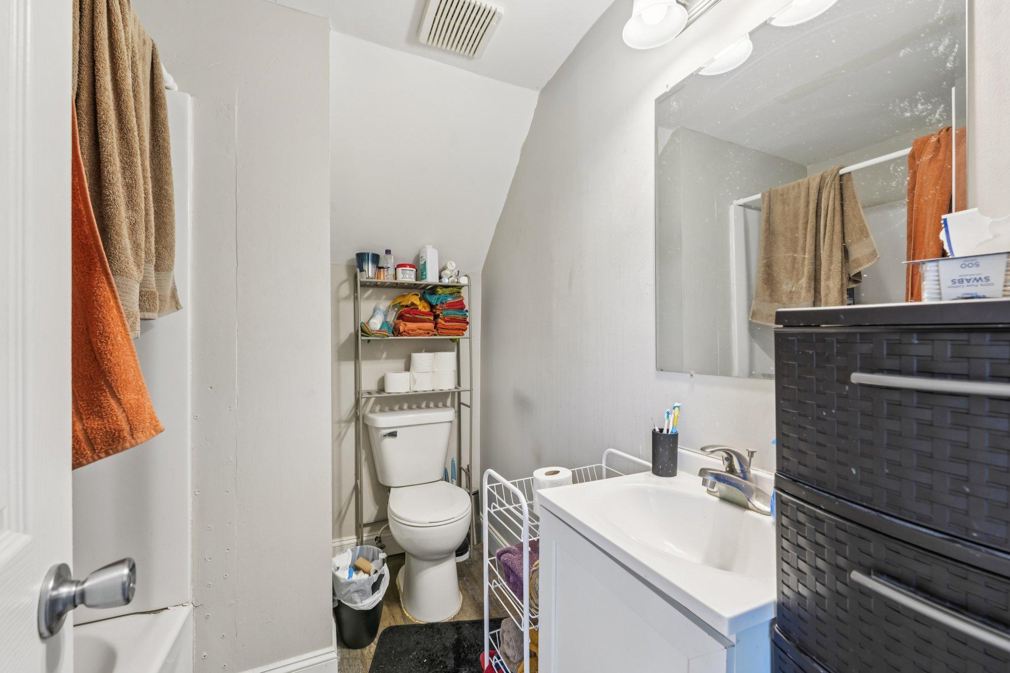 527 6th Avenue Northwest Faribault, MN 55021 - Photo 21 of 57