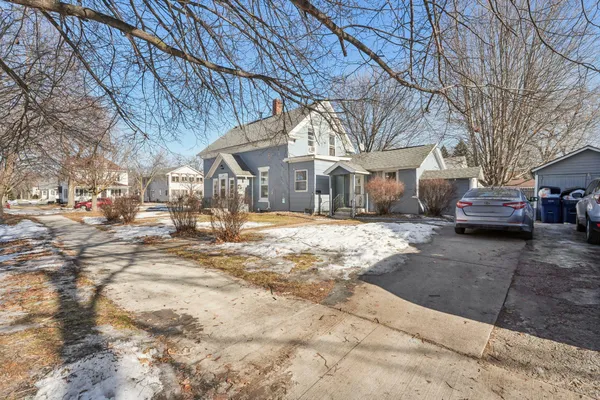 $349,900 | 527 6th Avenue Northwest, Faribault, MN 55021