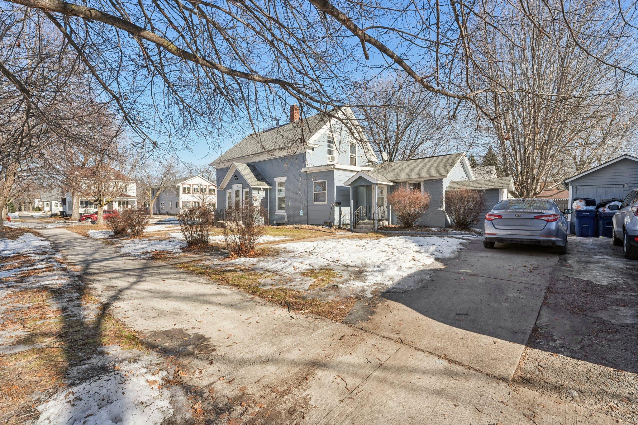 527 6th Avenue Northwest Faribault, MN 55021 - Photo 3 of 57