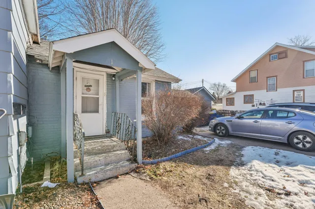 $349,900 | 527 6th Avenue Northwest, Faribault, MN 55021