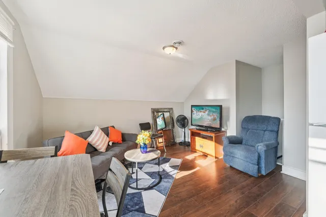 $349,900 | 527 6th Avenue Northwest, Faribault, MN 55021