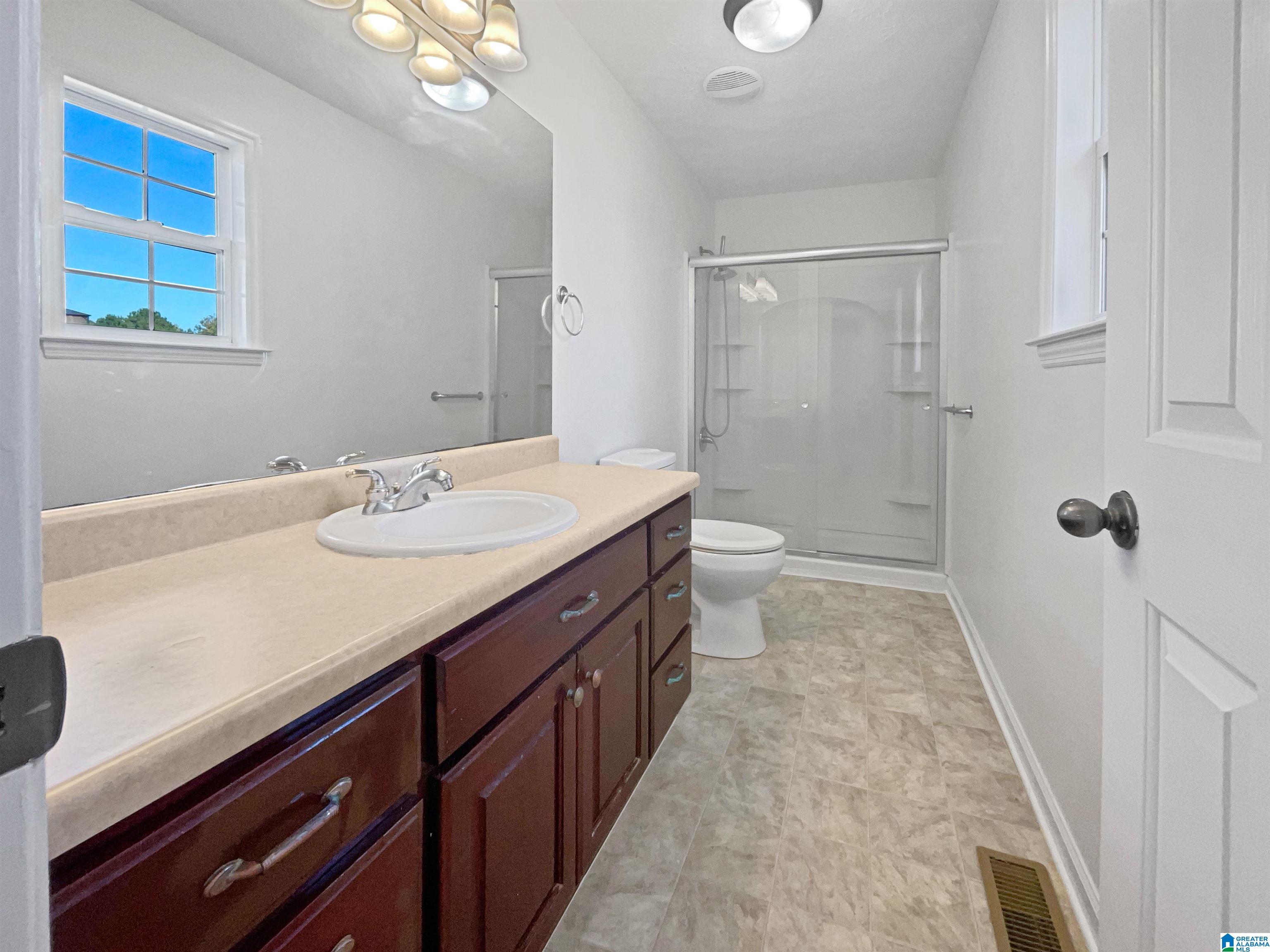 208 Deer Crossing Road Warrior, AL 35180 - Photo 7 of 24
