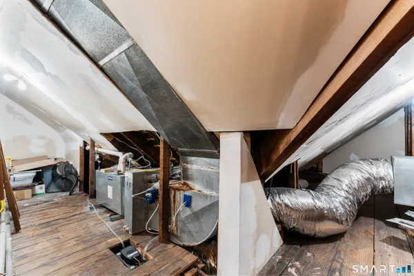 $2,000 | 105 Howe Avenue, Shelton, CT 06484