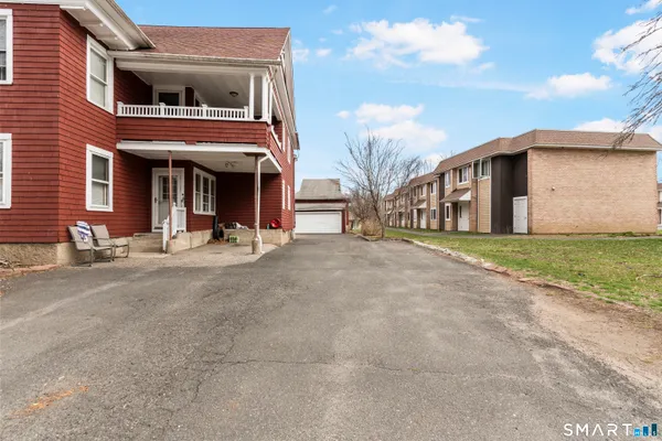 $2,000 | 105 Howe Avenue, Shelton, CT 06484