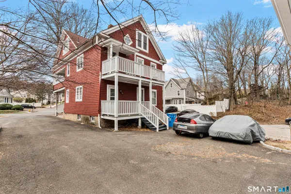 $2,000 | 105 Howe Avenue, Shelton, CT 06484