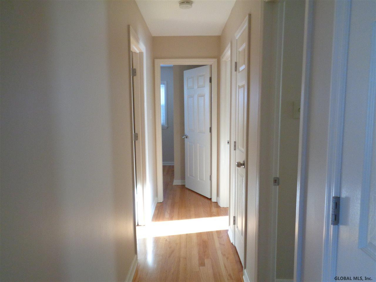 26 Crestone Road Albany, NY 12205 - Photo 8 of 15 Photo 8