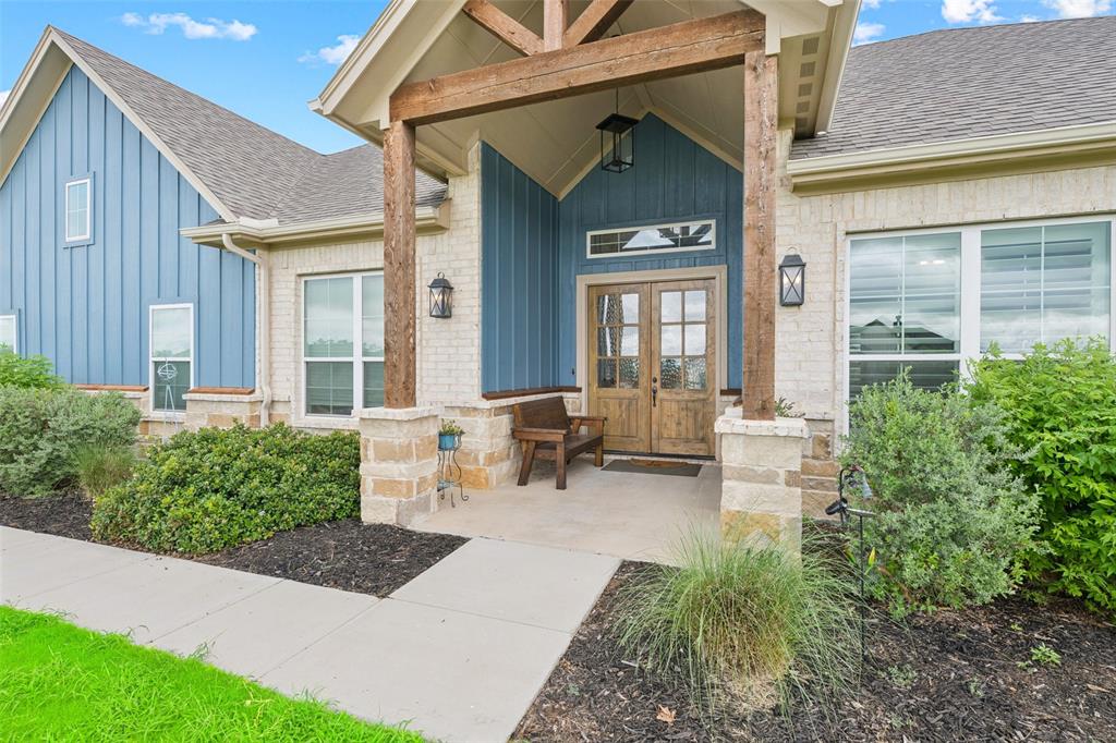 140 Clayton Crossing Springtown, TX 76082 - Photo 2 of 40